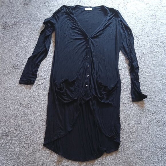 BLACK LONG BUTTON DOWN TOP - Picture 3 of 3